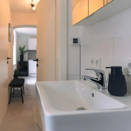 Ambergs Turmjuwel, Zentral Und Chic Apartment Exterior photo